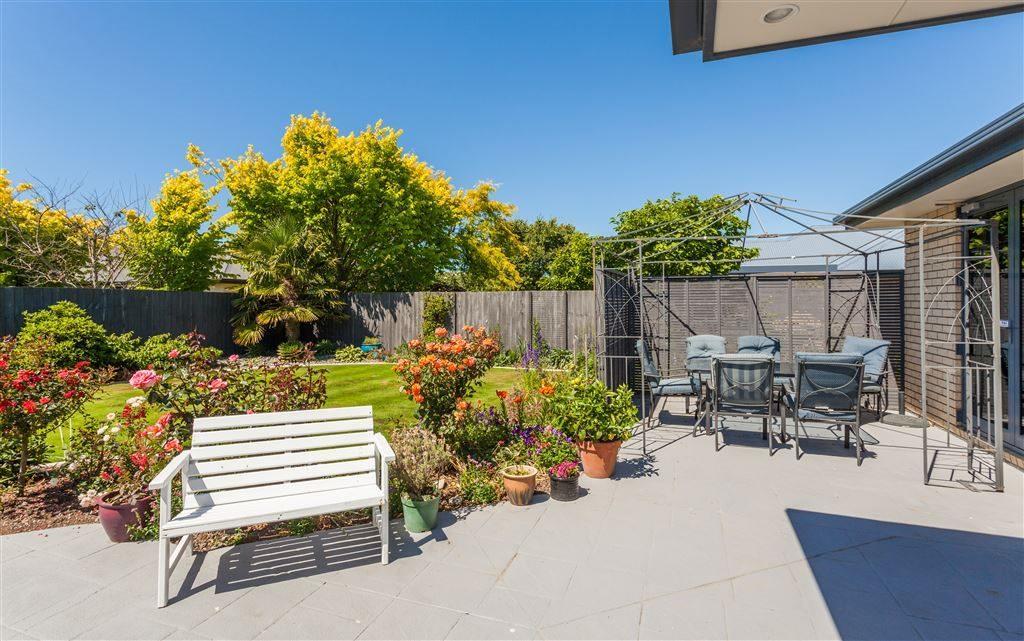 Perfect Home, Stunning Gardens - Aidanfield Gardens Bellissimo Christchurch Eksteriør billede