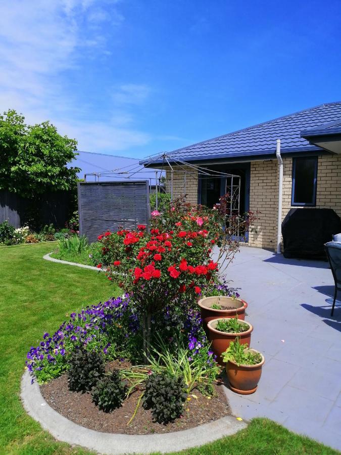 Perfect Home, Stunning Gardens - Aidanfield Gardens Bellissimo Christchurch Eksteriør billede